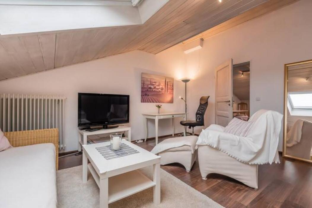 Modernes Apartment Zum Wohlfuehlen Колбермор Екстериор снимка